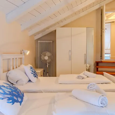 La Terza Casa By Interhome Apartment Lenno